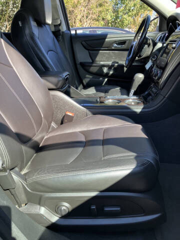 2017 Chevrolet Traverse LT