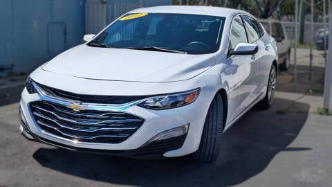 2022 Chevrolet Malibu for sale at SUPERAUTO AUTO SALES INC in Hialeah FL