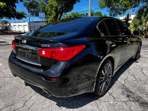 2016 Infiniti Q50 Red Sport 400