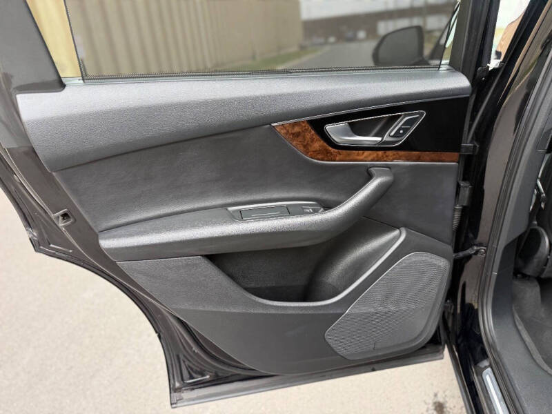 2017 Audi Q7 3.0T quattro Premium Plus