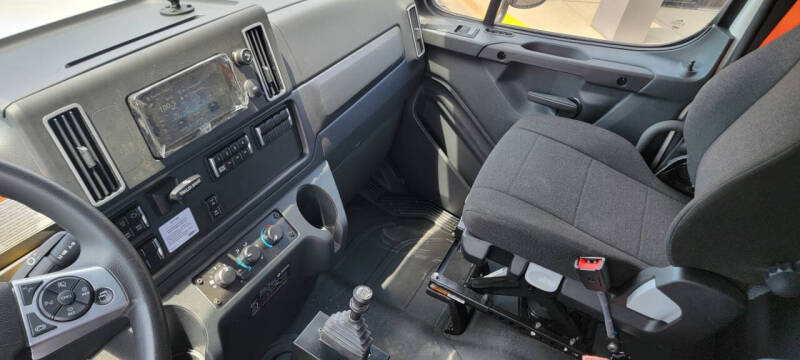 2026 Freightliner M2 106