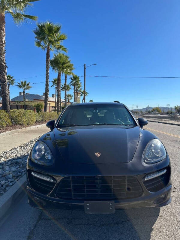 2013 Porsche Cayenne GTS