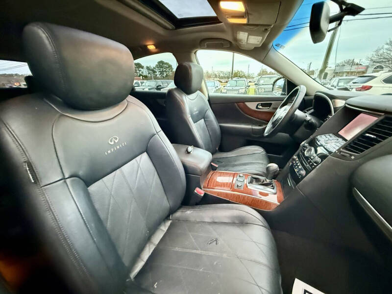 2013 Infiniti FX37