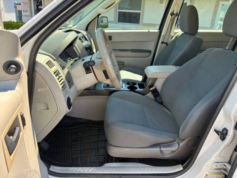 2009 Ford Escape XLS
