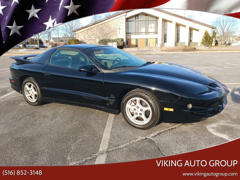 F-bodies 2 Pack (1991 Chevy Camaro Z28 1LE and 1996 Pontiac
