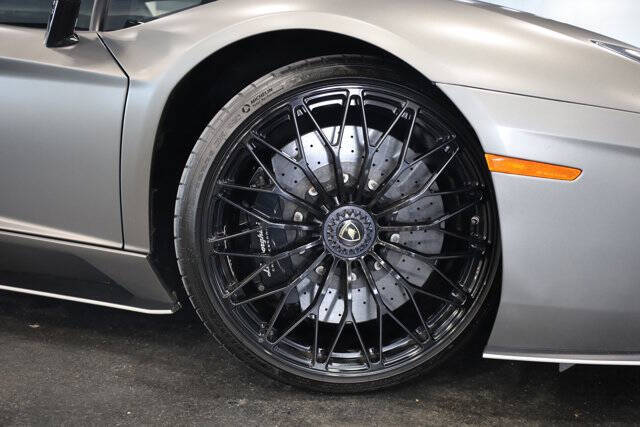 2018 Lamborghini Aventador LP 740-4 S