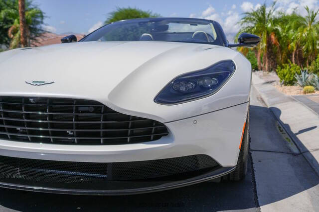 2019 Aston Martin DB11 Volante