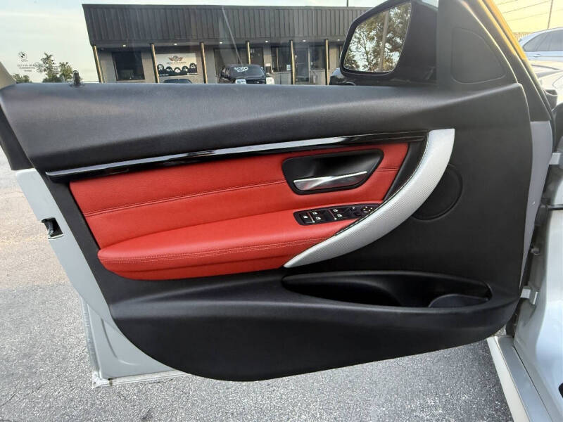 2017 BMW 3 Series 330i