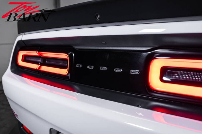 2015 Dodge Challenger SRT Hellcat