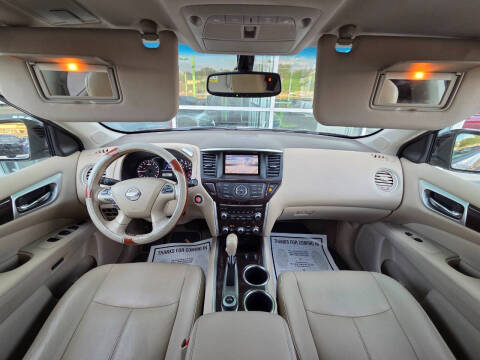2014 Nissan Pathfinder SL
