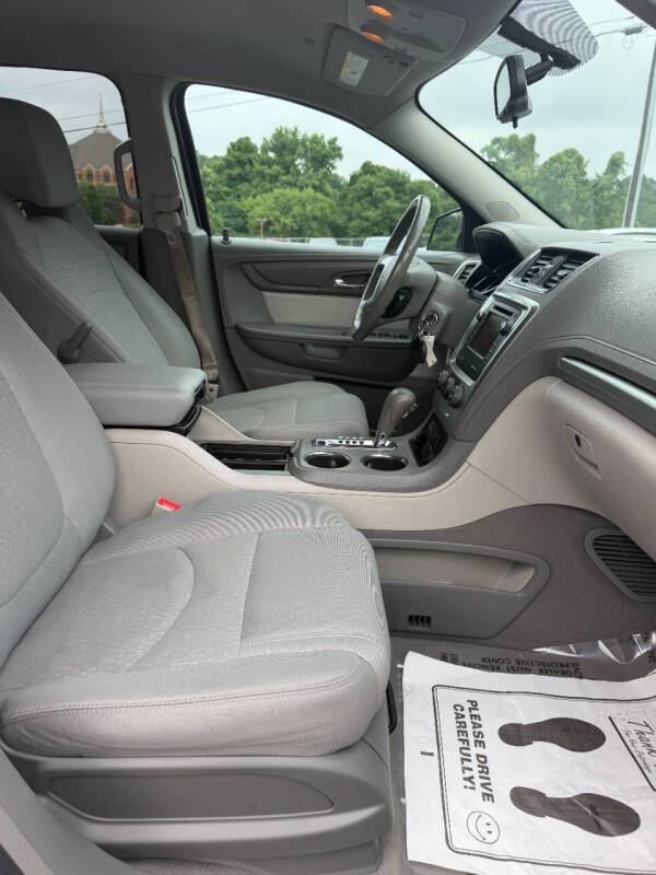 2015 GMC Acadia SLE-1