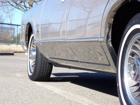 1988 Lincoln Town Car Signature