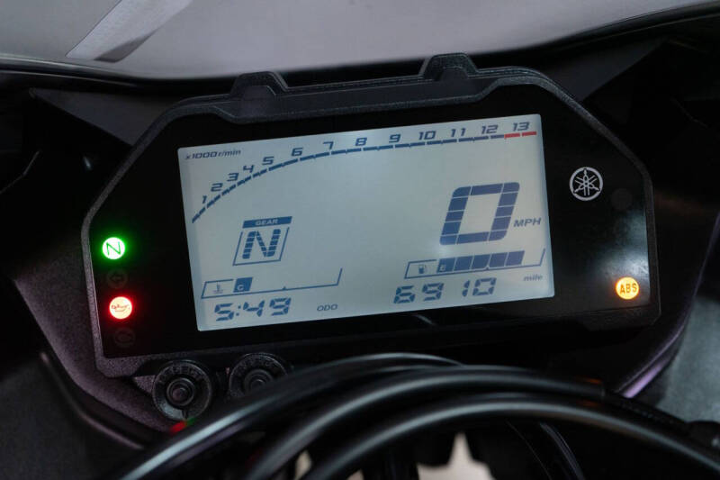 2024 Yamaha YZF-R3