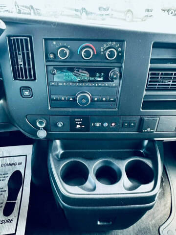 2023 Chevrolet Express LT 3500