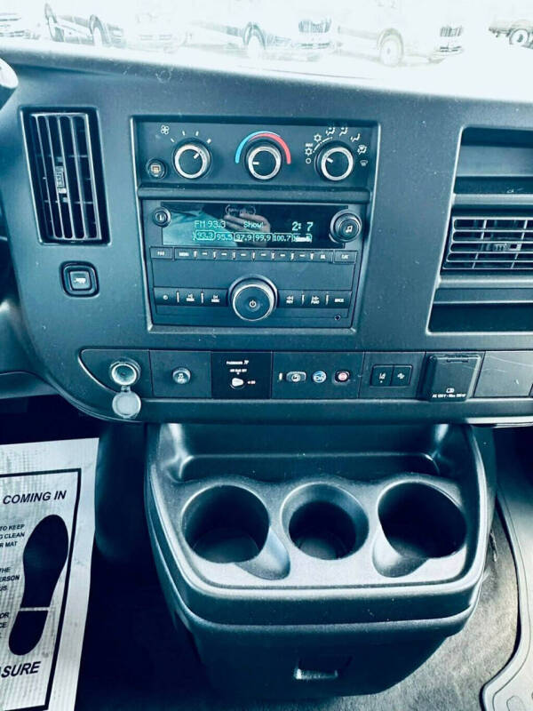 2023 Chevrolet Express LT 3500