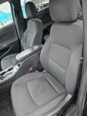 2017 Chevrolet Malibu LT