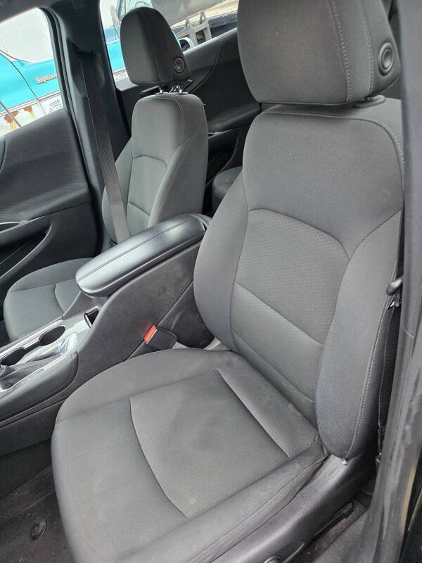 2017 Chevrolet Malibu LT