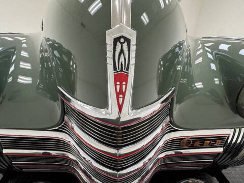 1940 Oldsmobile Custom Cruiser
