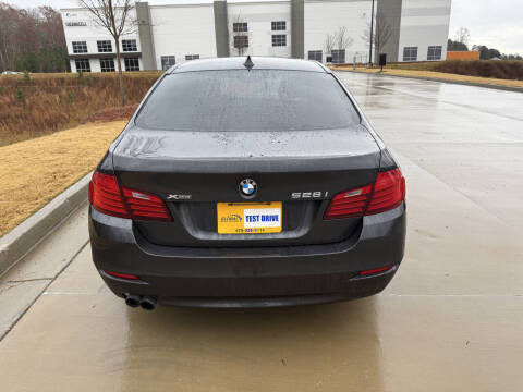 2016 BMW 5 Series 528i xDrive