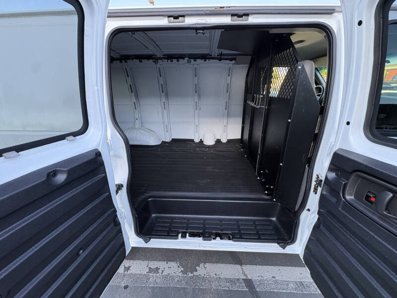 2007 GMC Savana 2500