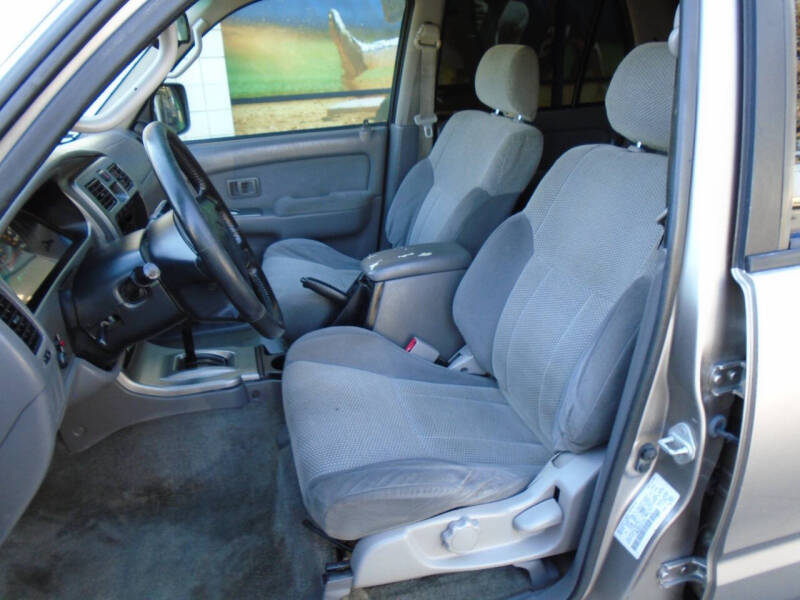 2002 Toyota 4Runner SR5