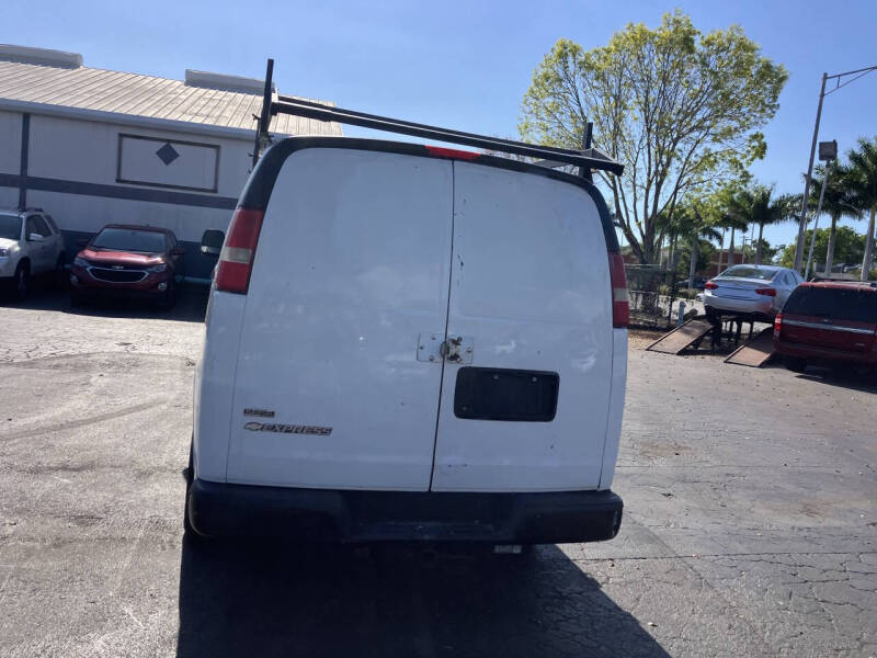 2010 Chevrolet Express 2500