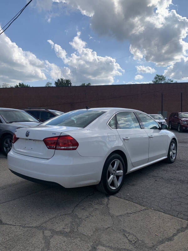 2015 Volkswagen Passat 1.8T Limited Edition