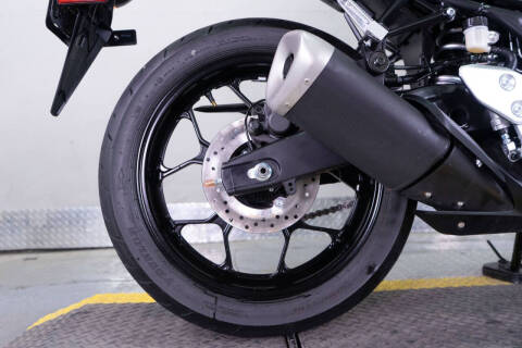 2023 Yamaha YZF-R3 ABS