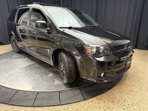 2016 Dodge Grand Caravan R/T