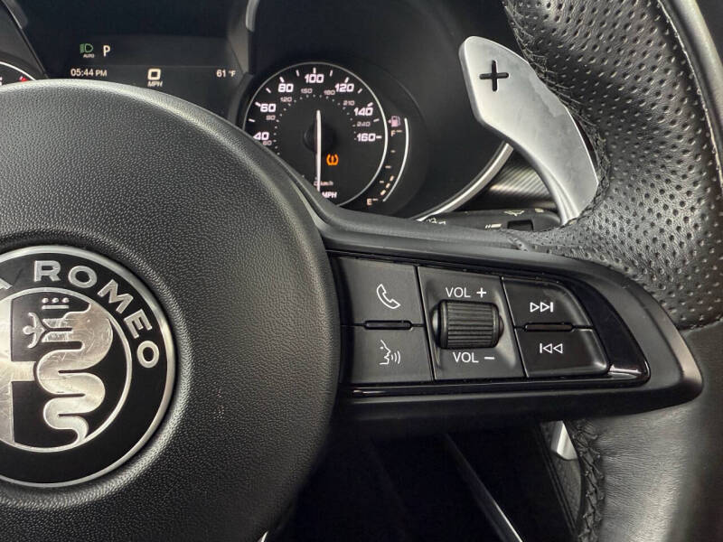 2022 Alfa Romeo Stelvio Veloce