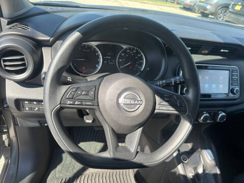 2023 Nissan Kicks S