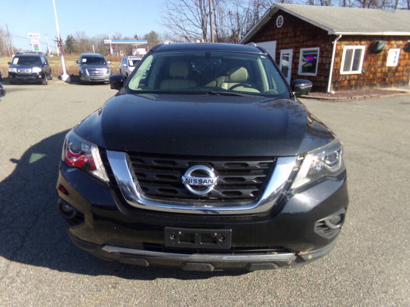 2017 Nissan Pathfinder SL