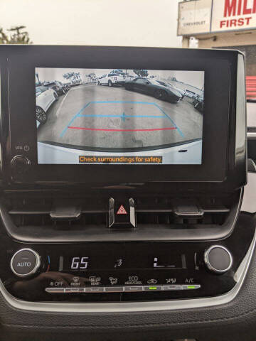 2025 Toyota Corolla Cross LE