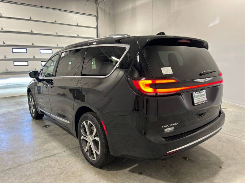 2026 Chrysler Pacifica Pinnacle