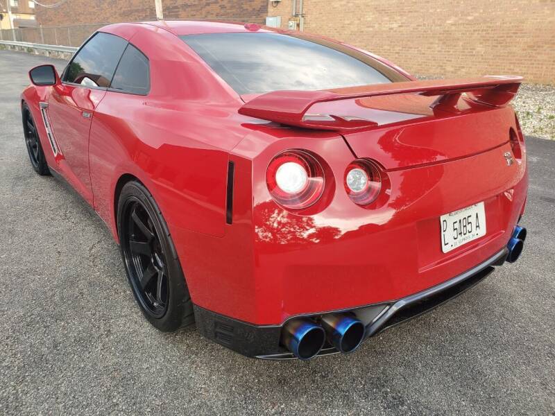 2016 Nissan GT-R for sale at Toy Factory in Bensenville IL