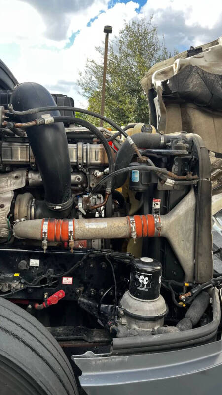 2020 Freightliner Cascadia