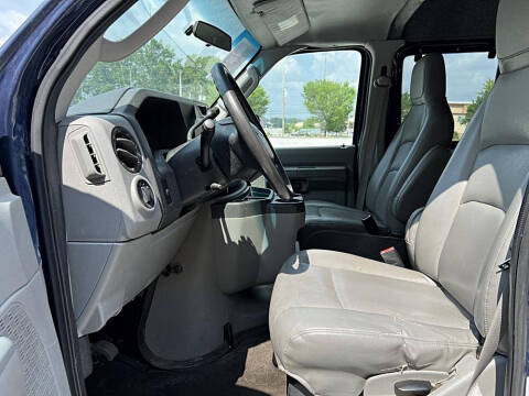 2009 Ford E-Series E-350 SD