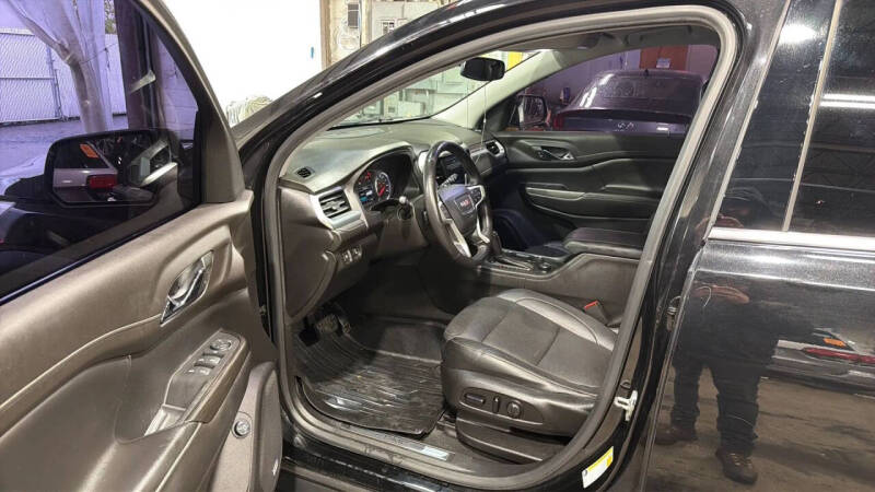 2019 GMC Acadia SLT-1