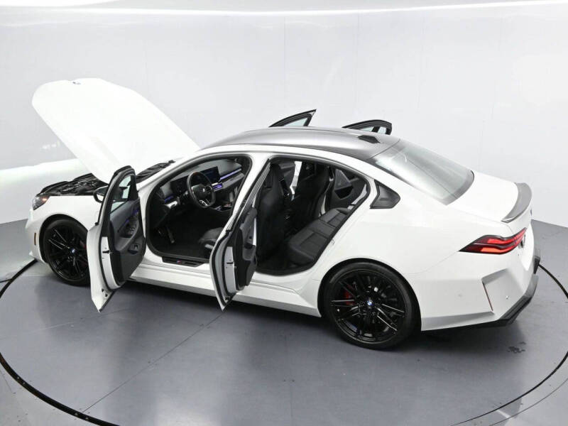 2025 BMW M5