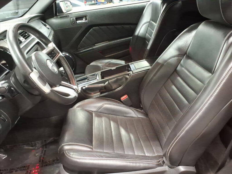 2013 Ford Mustang V6