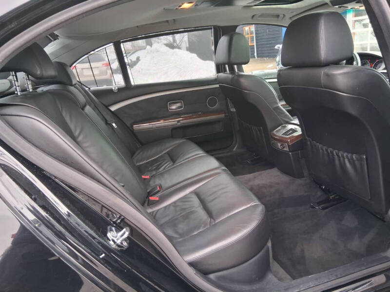 2004 BMW 7 Series 745Li