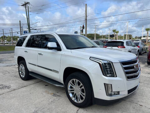 2017 Cadillac Escalade Standard
