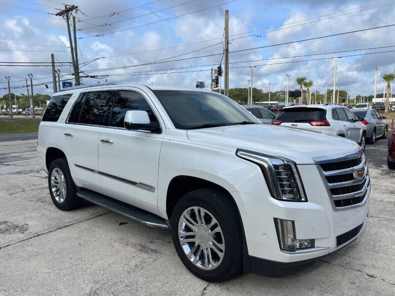 2017 Cadillac Escalade Standard