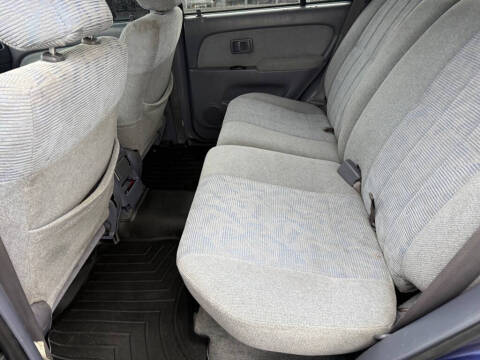 2000 Toyota 4Runner SR5