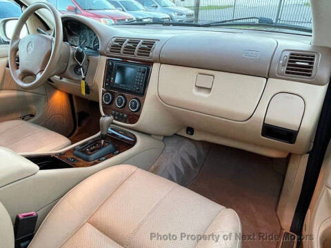 2002 Mercedes-Benz M-Class ML 320