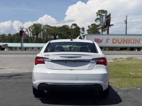 2013 Chrysler 200 Touring