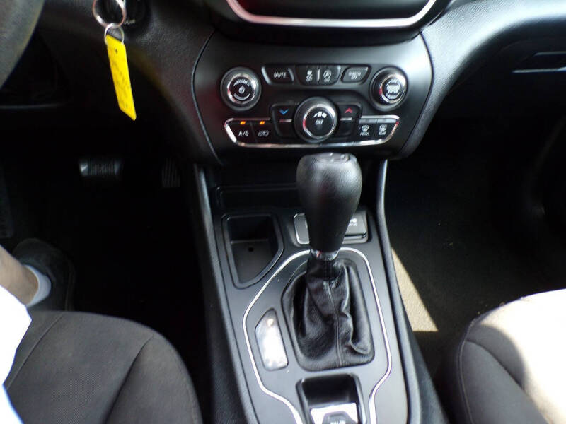 2020 Jeep Cherokee Latitude