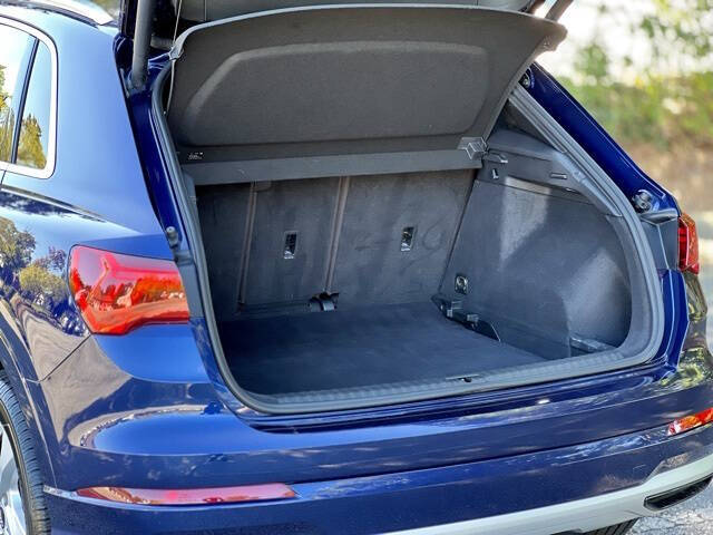 2021 Audi Q3 quattro Premium 40 TFSI