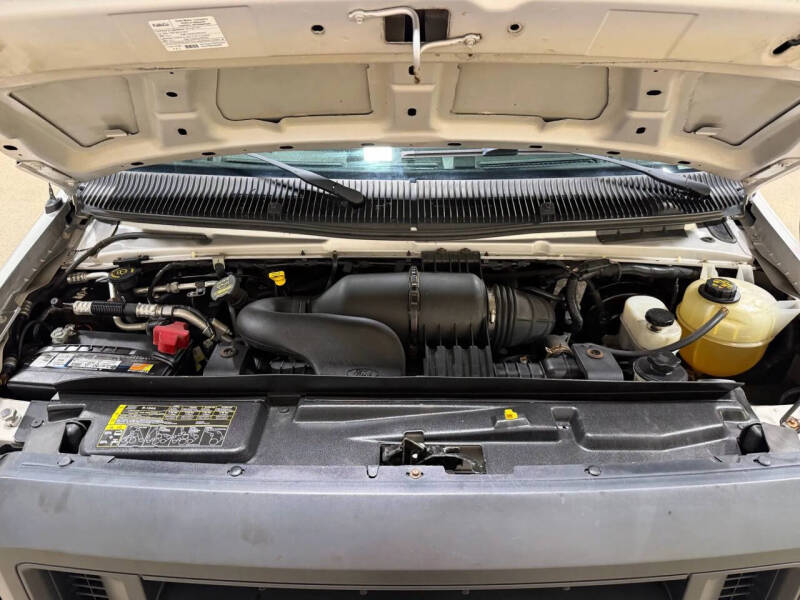 2014 Ford E-Series E-250