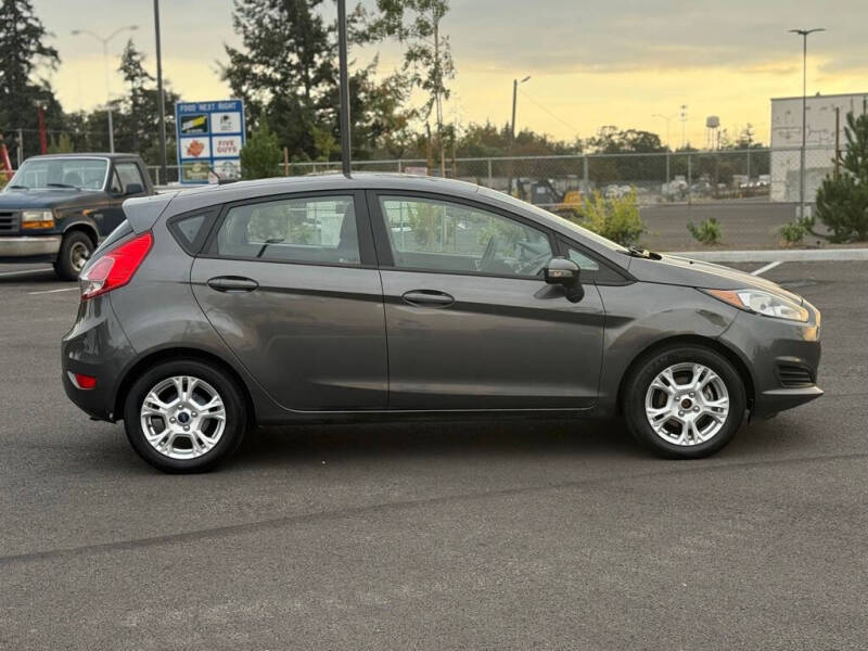 2015 Ford Fiesta SE